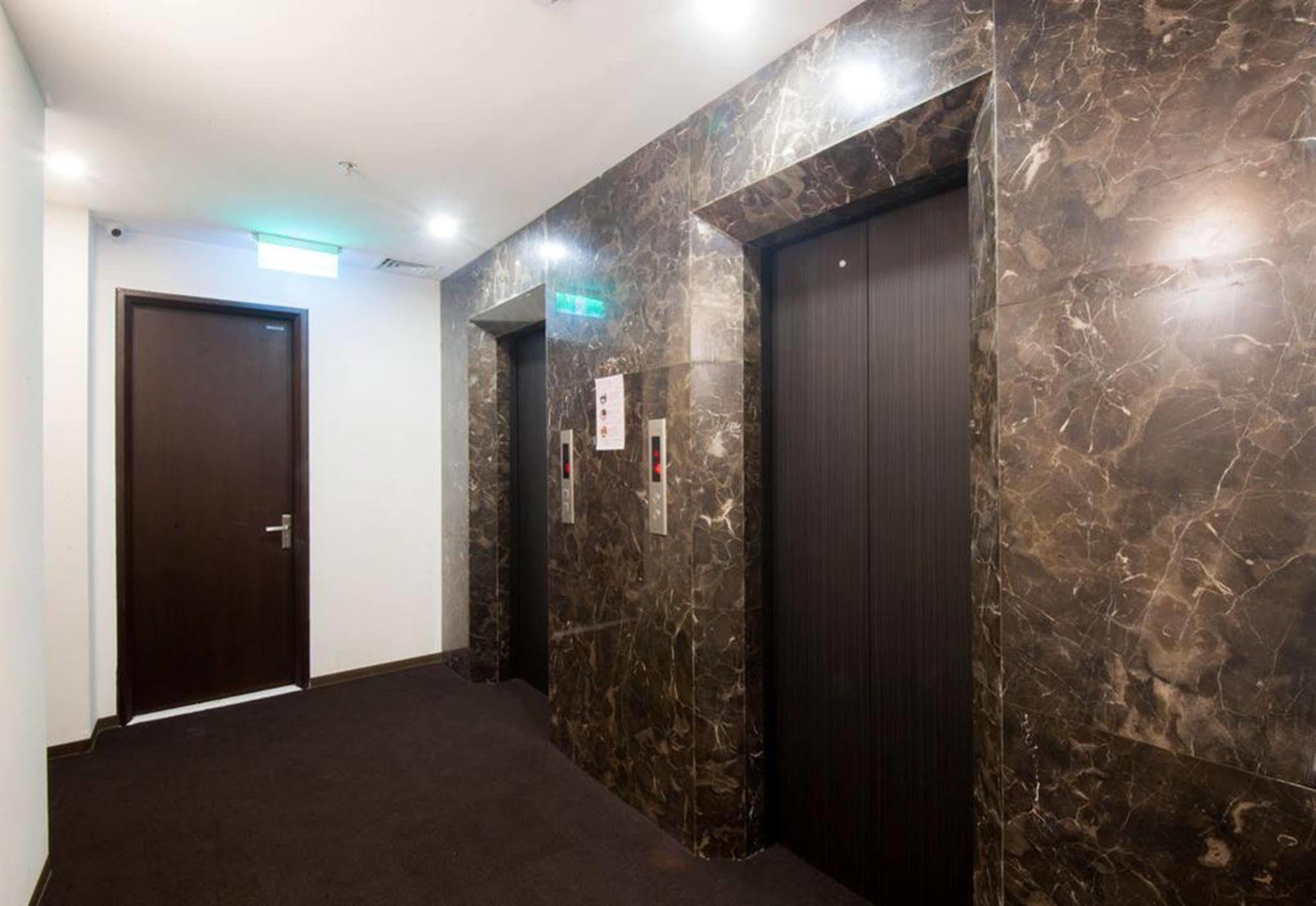 Sakura Hotel Ханой Экстерьер фото