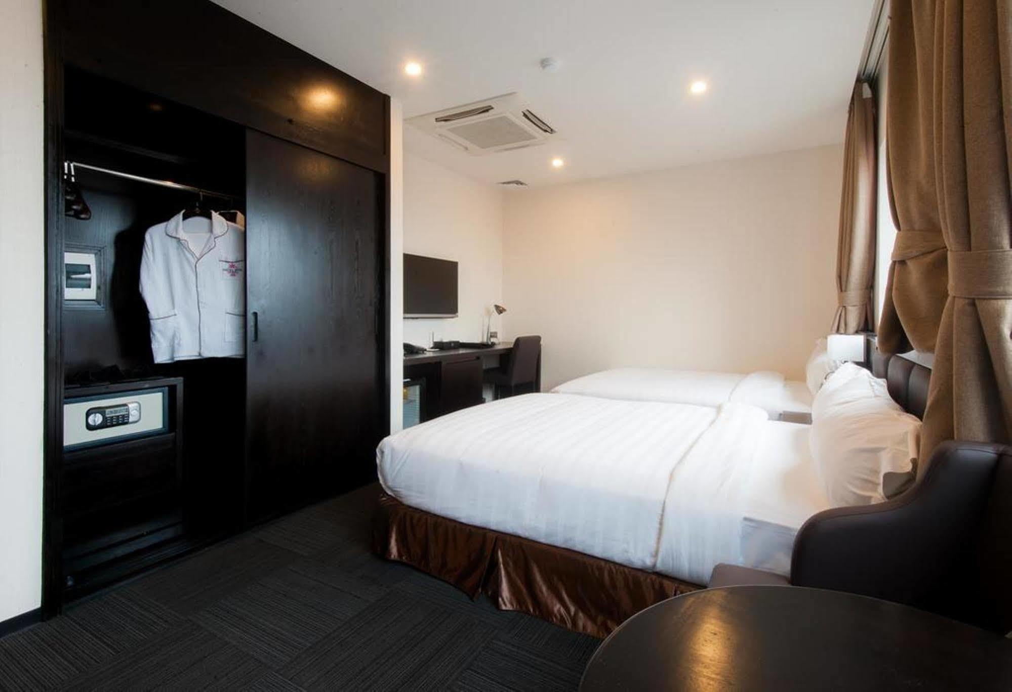 Sakura Hotel Ханой Экстерьер фото